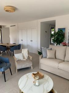 Appartements Superbe appartement 4 Pieces - Acces Piscine : photos des chambres