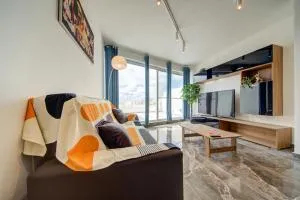 Modern 3BR Penthouse with Valletta Views & Terrace - Pieta