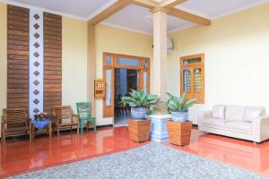 Hotel O Wallet Family Residence Syariah