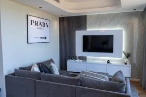 Prada Penthouse at On Park Century City - Matroosfontein