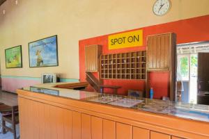 OYO 2465 Hotel Raung View