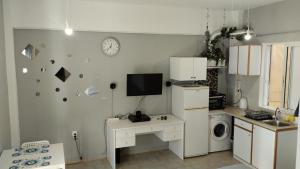 central cozy and lovely house