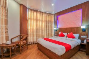OYO 676 Hotel Maalaxmi Inn