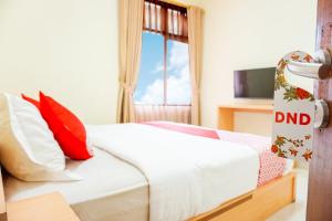 Hotel O Kebon Jeruk Near Gedung Sate Formerly Kurnia Hotel