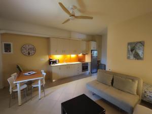 Beautiful apartment near the beach