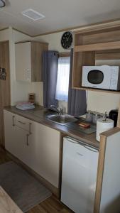 Floppy Feet Pet Friendly Holiday Home Rental Thornwick Bay, Flamborough