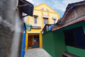 OYO Life 2867 Kos Kuning