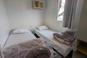 Chalets Beautiful 3-bedroom mobil home - near the beach : photos des chambres