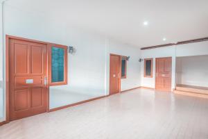 OYO Life 3047 Gita Kencana