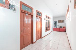 OYO Life 3047 Gita Kencana