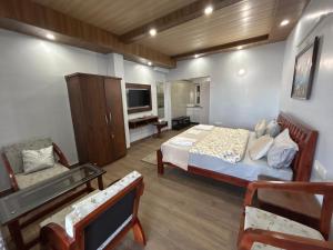 The Whitegrove Retreat