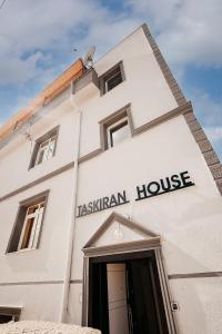 Taşkiran house