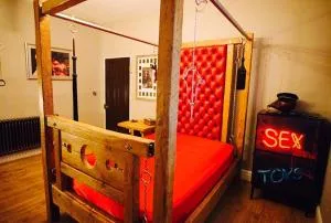 Beautiful Rooms Halifax - Ovenden