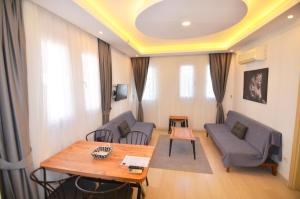 Royalis Apart Hotel