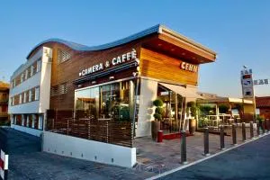 曾尼美景及咖啡公寓式酒店 - Case del Bevano