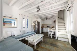 Paros 3 bedrooms Maisonette for 6 persons by MPS
