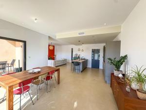 Villas Villa neuve moderne : photos des chambres