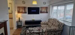 Ground 1 Bed Flat with a Garden - Mountsorrel