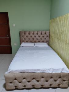 Suit semi amoblada - Priváty, Machala