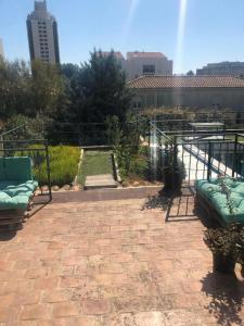 Chambre chez l'habitant terrasse privée piscine