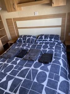 The Tebay golden gate towyn