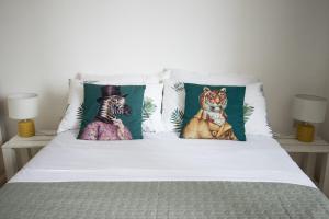 The Little Penthouse