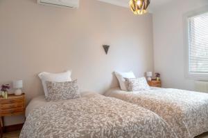 Standing de 88 m2, grand jardin, wifi, clim, Netflix, La Suzanna