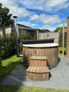 Vakantie Chalet met hottub in Ibiza stijl te Zeeland