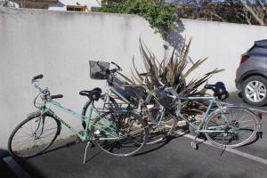 Appartement lumineux Parking privé Terrasse 2 Vélos