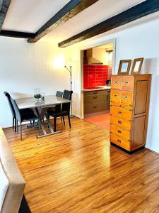 Appartements Duplex cosy en hypercentre de Thionville - 3min a pied de la gare : photos des chambres
