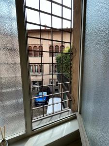 Camera Matrimoniale con Bagno in Comune
