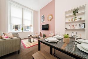 Unique City Townhouse - Modern & Central Location - 3hvězdičkové hotely ve městě Belfast