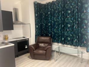 Outstanding Studio Flat in West Ealing