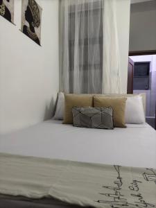 Cozy Beachfront Room-NYALI