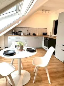 Dachgeschoss Traum Wohnung Ronsdorf 3 Zimmer - Erbschlö