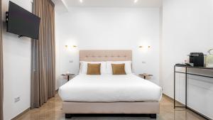 Aura Vatican Suite