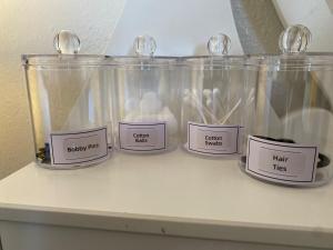 Vegas Oasis- Modern Getaway 5 mins from Strip