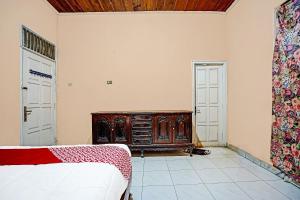 OYO 3205 Penginapan Mikial Ismi Kayuagung Syariah