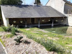 B&B / Chambres d'hotes Au pied du Lavoir chambre Germaine : photos des chambres