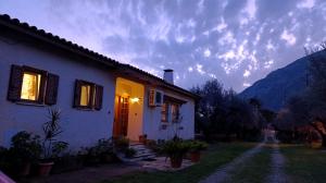 Nafpaktos cottage by the sea for travelers and dreamers!