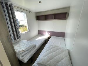 Low Budget - Luxe 4 persoons chalet met TV aan het Lauwersmeer