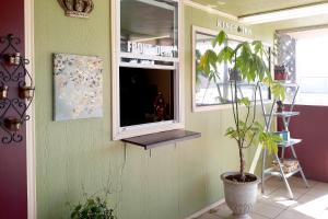 OYO Hotel Kings at Clovis