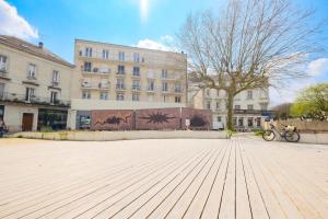 Panoramic, view and comfort