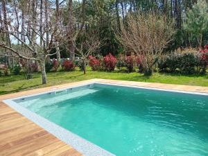 LOREE DE LA PLAGE, 15 pers, Charmante Maison rénovée classée 3 étoiles - Piscine chauffée - Terrain de pétanque - Ping pong à Vieux-Boucau