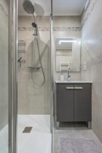 Appartements Magnifique T3 wifi, garage et climatisation a 5 min de la plage : photos des chambres