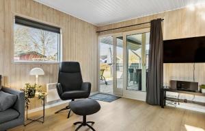 3 Bedroom Lovely Home In Sydals