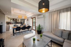 Dora 3 bedroom apartment