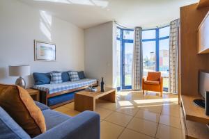 Marina Orada Apartment with Pool - 900m from the Beach