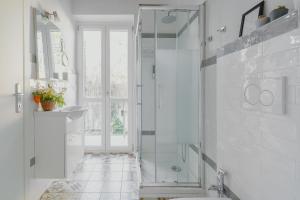 Florence Davids Guesthouse Steps from Accademia Gallery