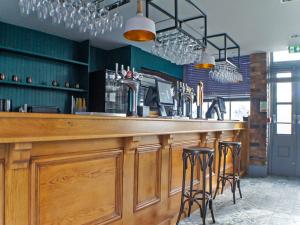 OYO Tamworth Arms Boutique Pub & Hotel